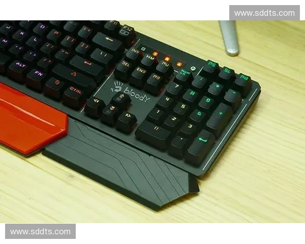 Dota2键盘配置技巧与实战运用探索 提升游戏操作效率与战术执行能力